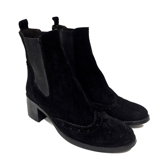 🌹Sesto Meucci Black Suede Wingtip Boots🌹 - Picture 3 of 8